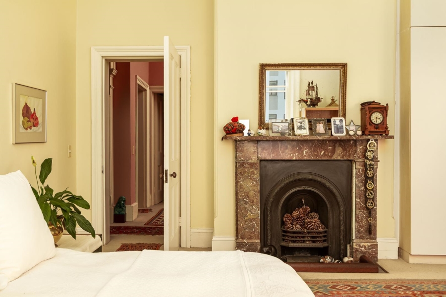 4 Bedroom Property for Sale in Bantry Bay Western Cape